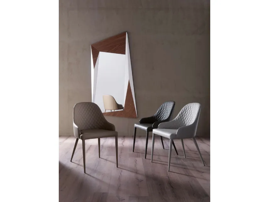 Sedia in pelle trapuntata Betta di Ozzio