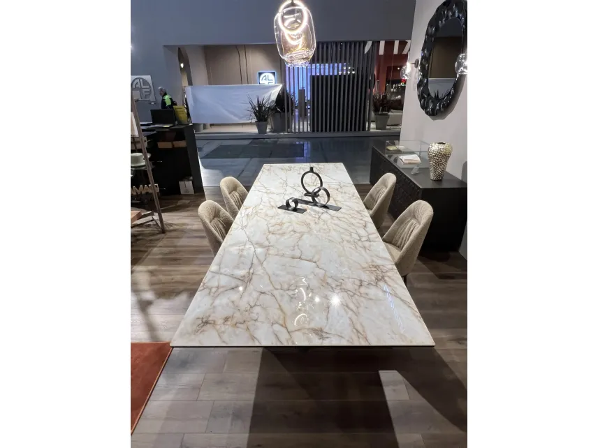 Tavolo allungabile in ceramica Axel di Ozzio